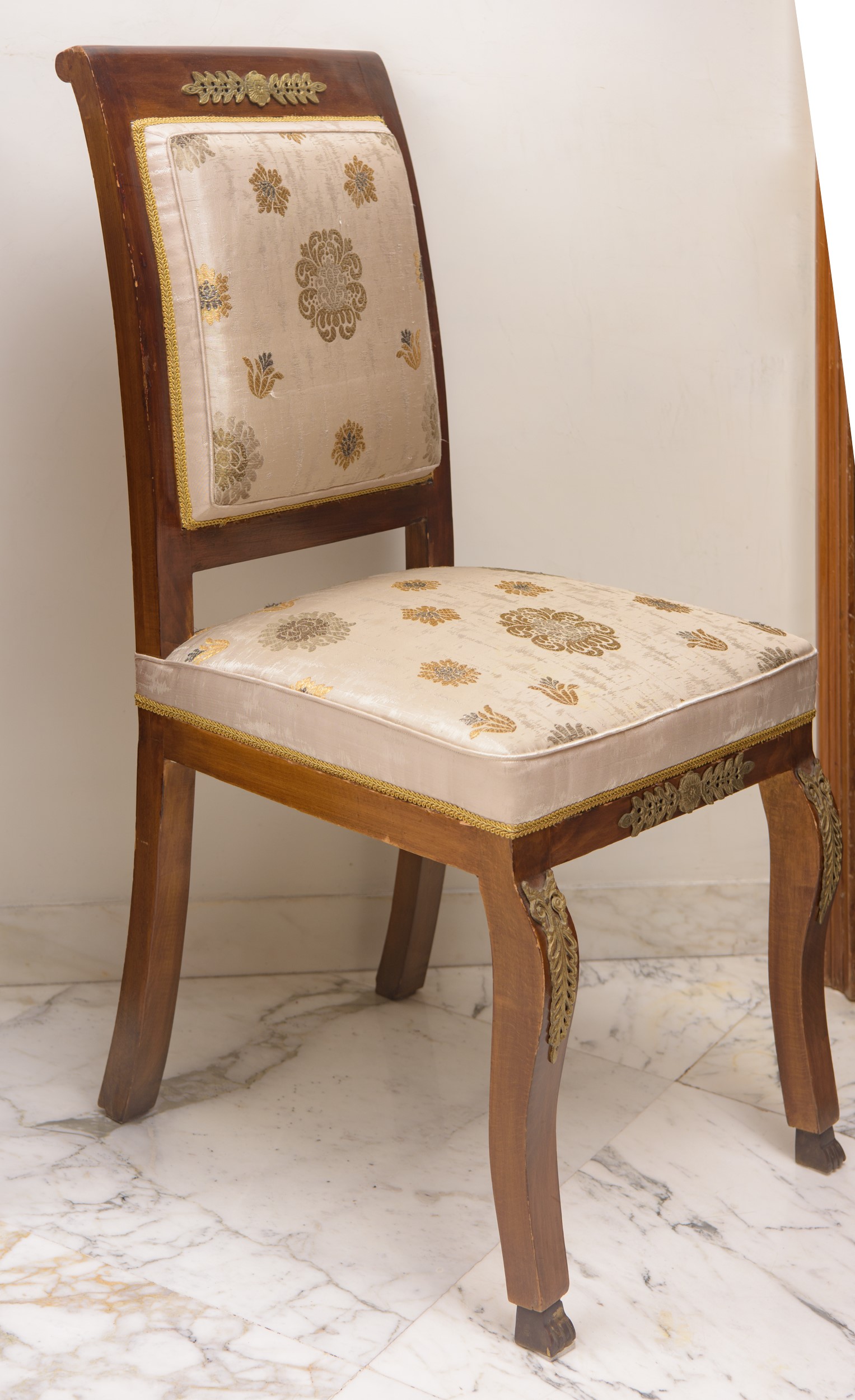 Coppia di sedie in stile Impero, legno con applicazioni in bronzo