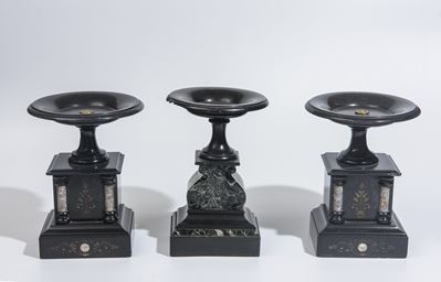 Tre alzate in marmo e bronzo, XX secolo