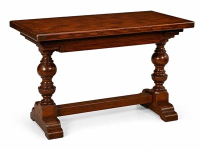 Tavolo fratino, legno di noce, manifattura italiana (inizio XX secolo)