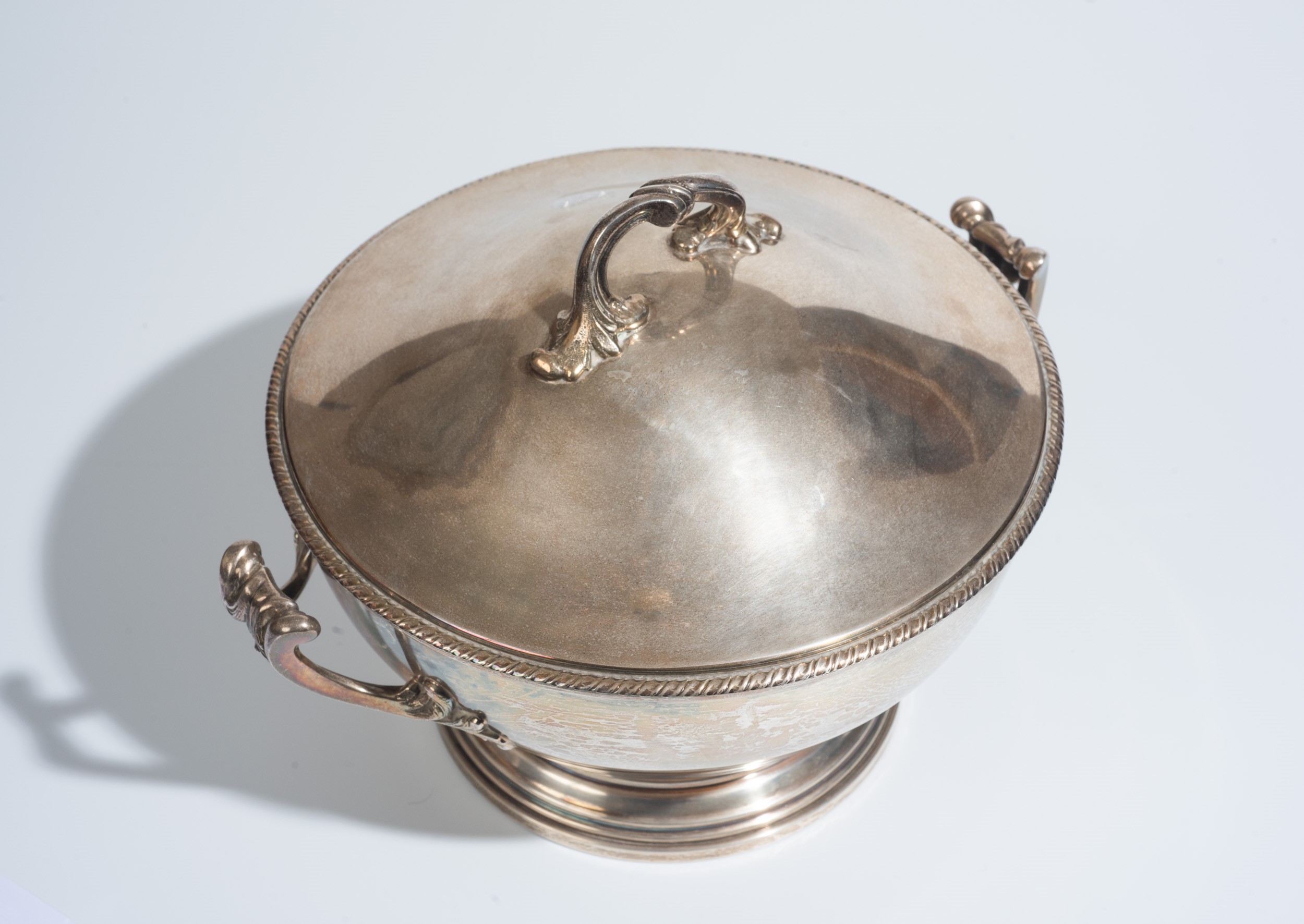 Zuppiera Inglese in argento