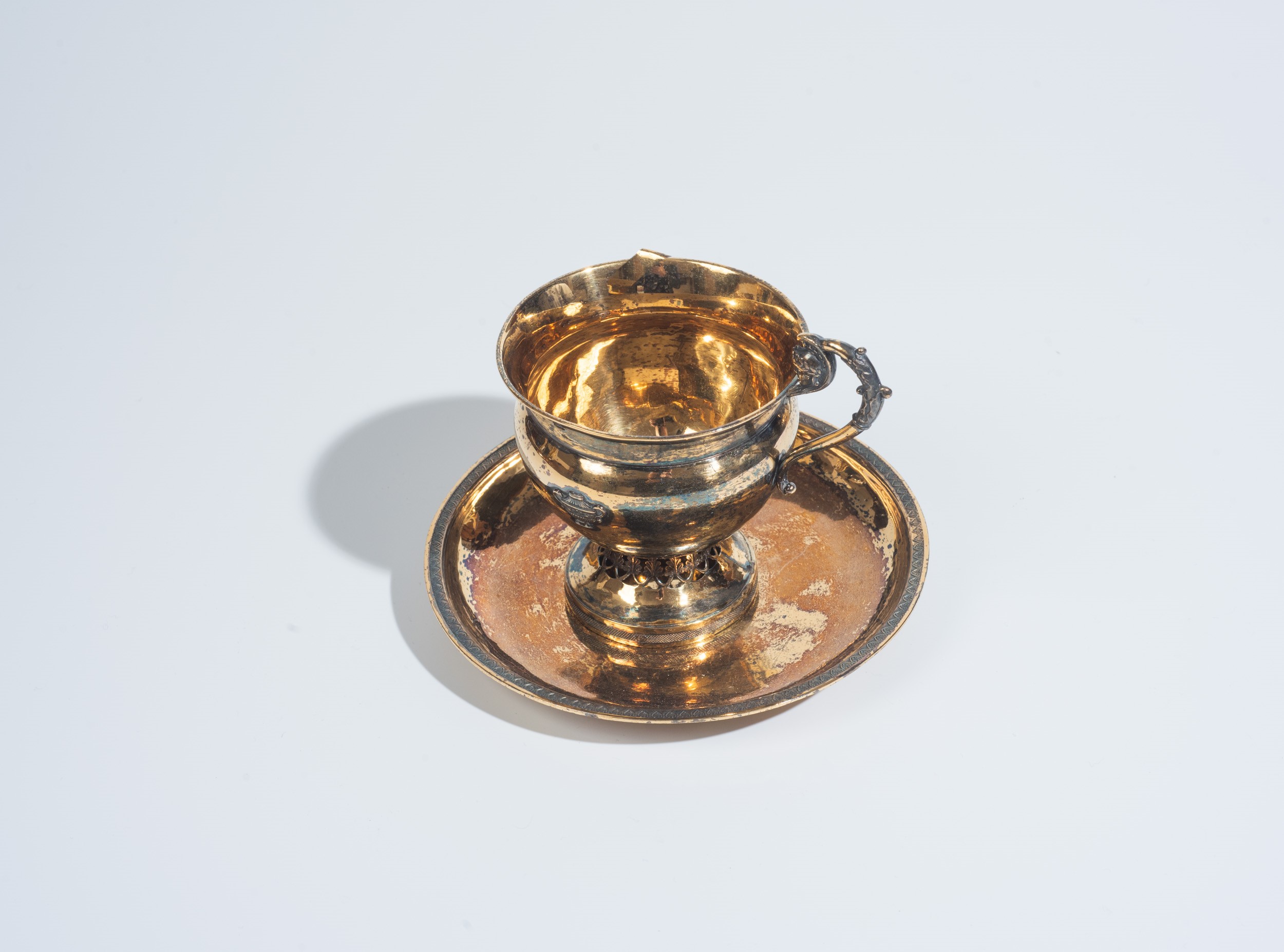 Piatto con tazzina in argento