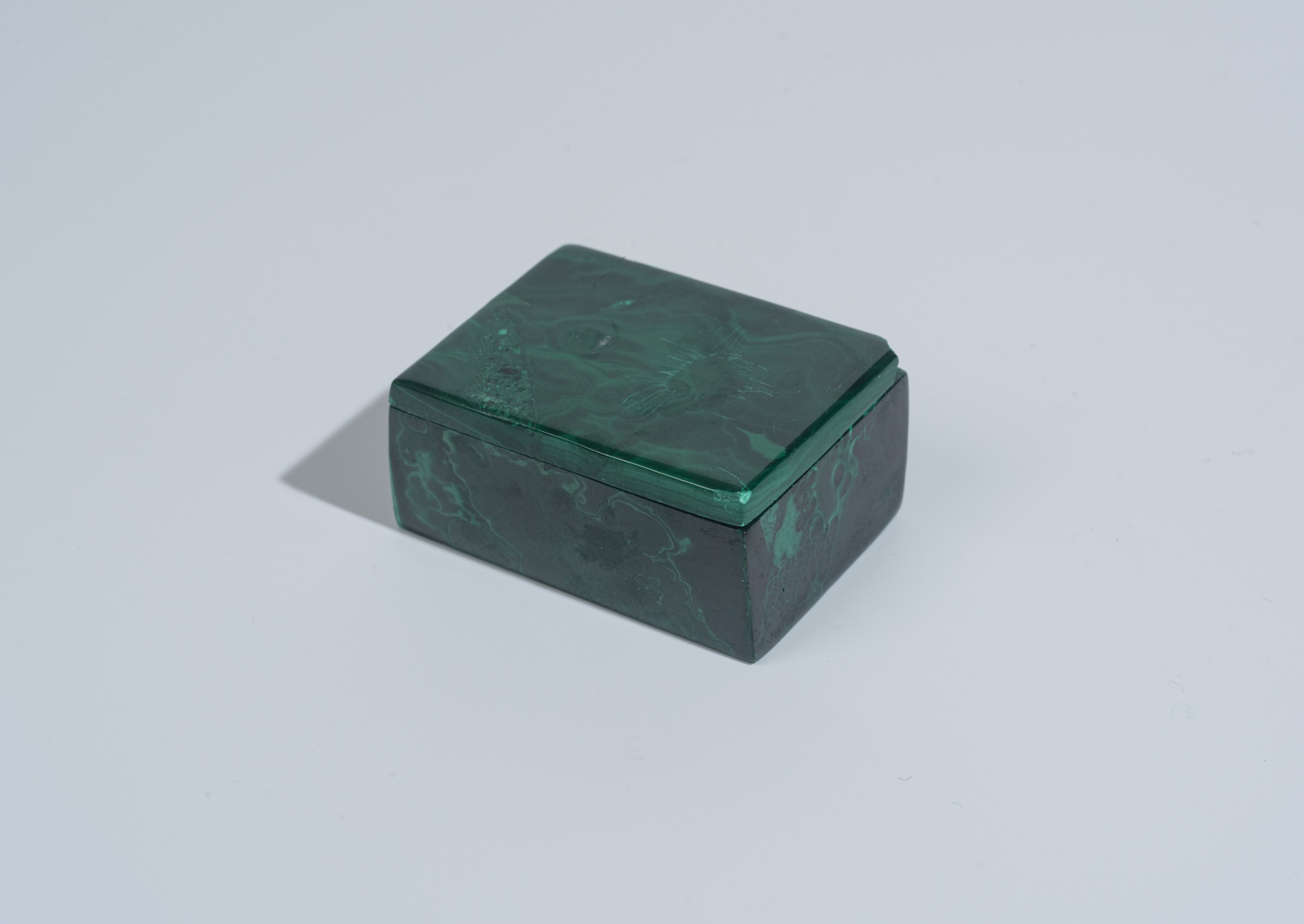 Tre scatole e un vasetto in argento e malachite