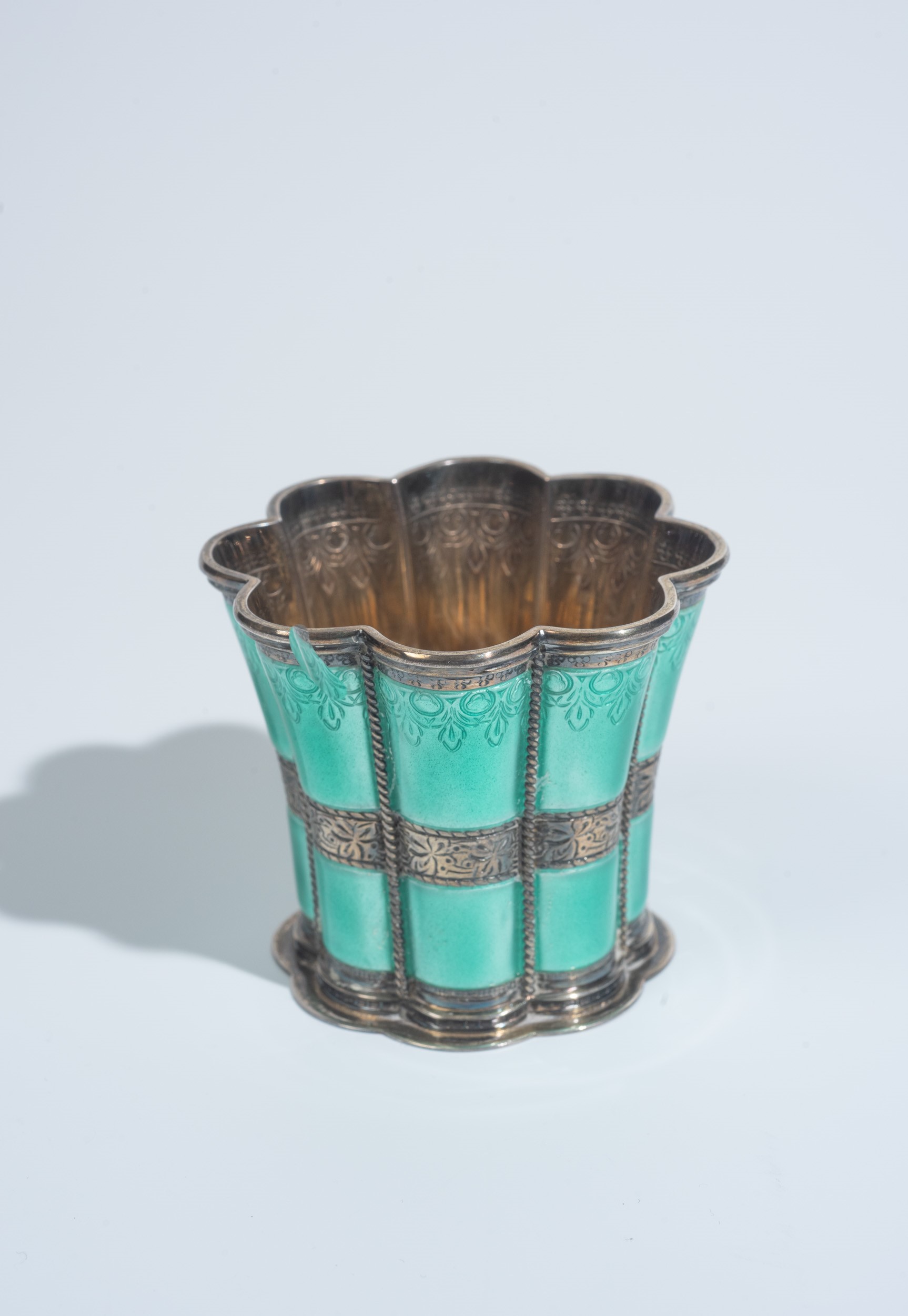 Tre scatole e un vasetto in argento e malachite