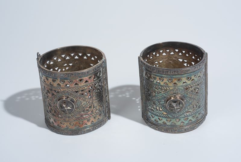 Manifattura nordafricana, Coppia di bracciali in argento