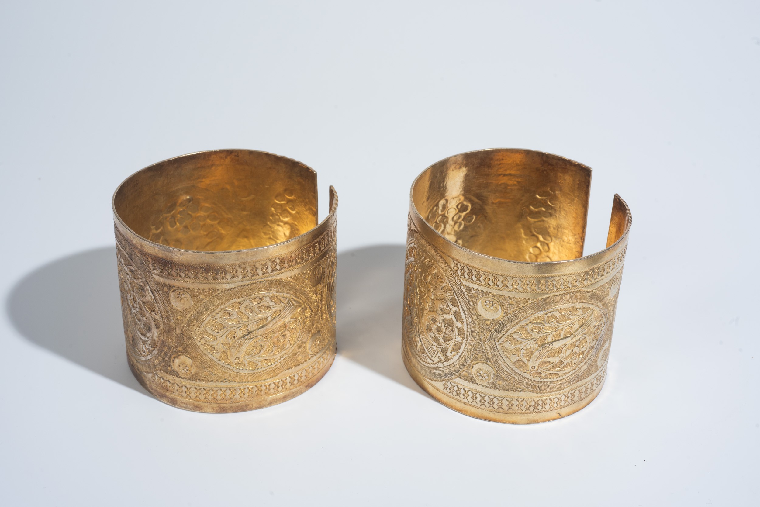 Manifattura nordafricana, Coppia di bracciali in argento