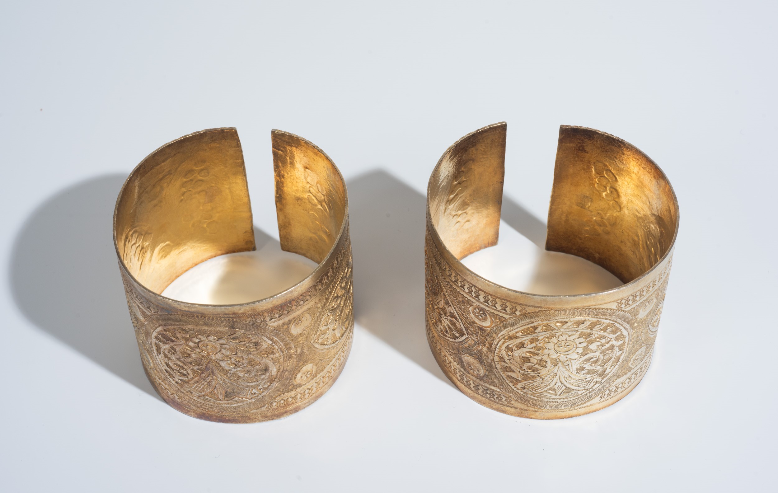 Manifattura nordafricana, Coppia di bracciali in argento