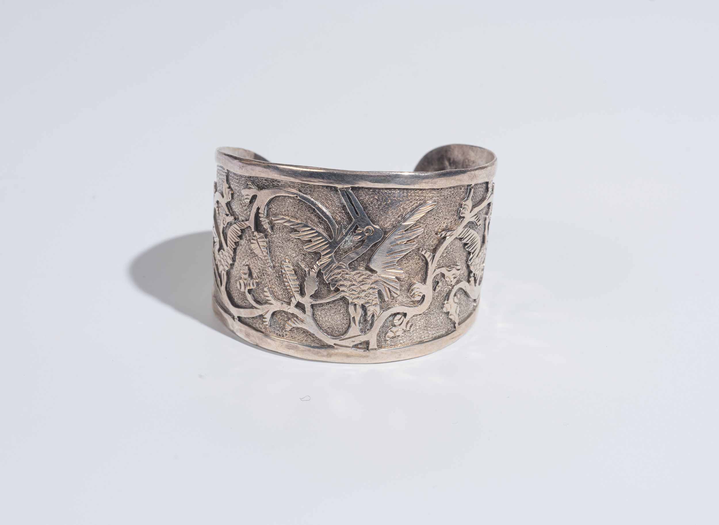 Coppia di bracciali in argento, manifattura nordafricana, XX secolo