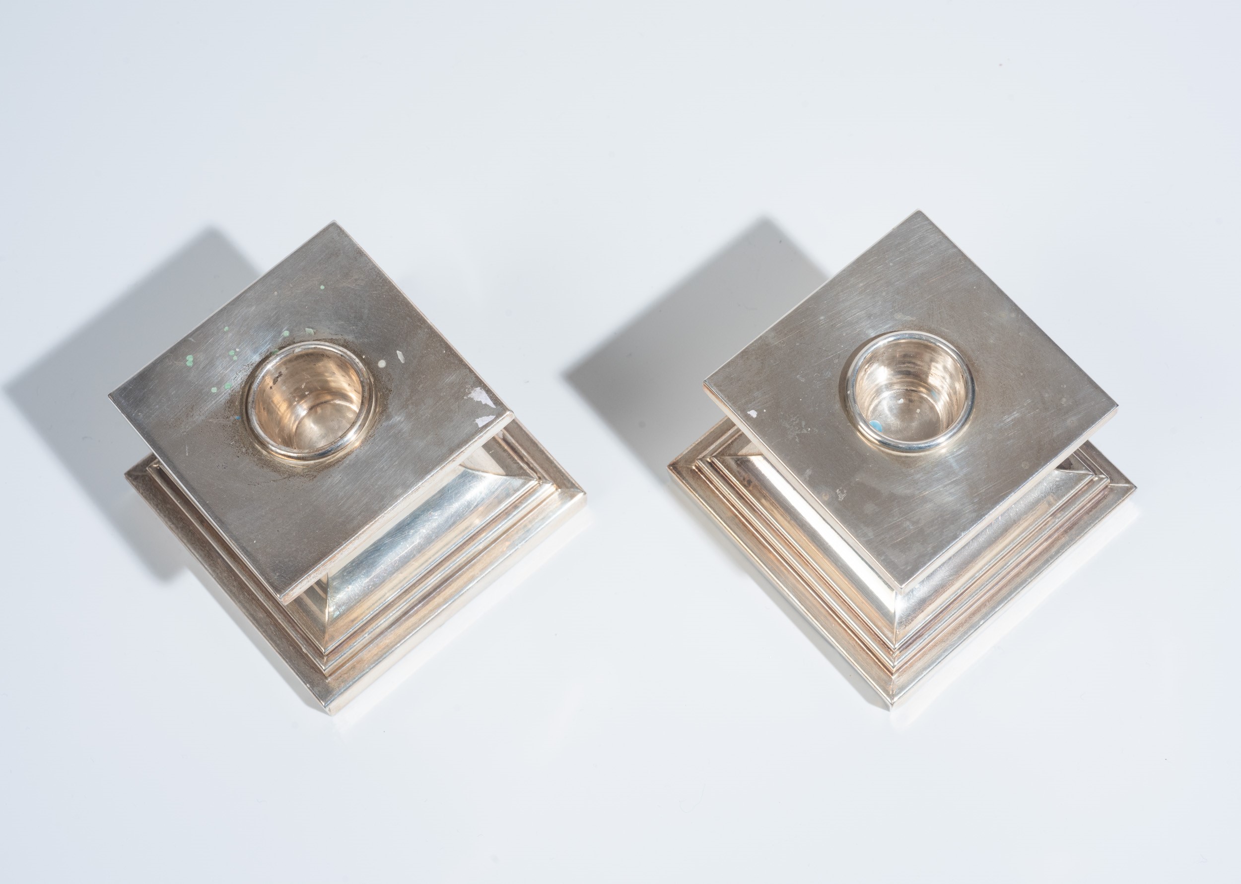 Due bugie in argento