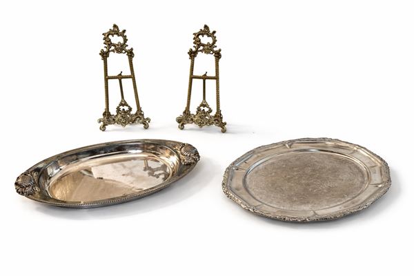 Lotto di 4 oggetti in metallo argentato