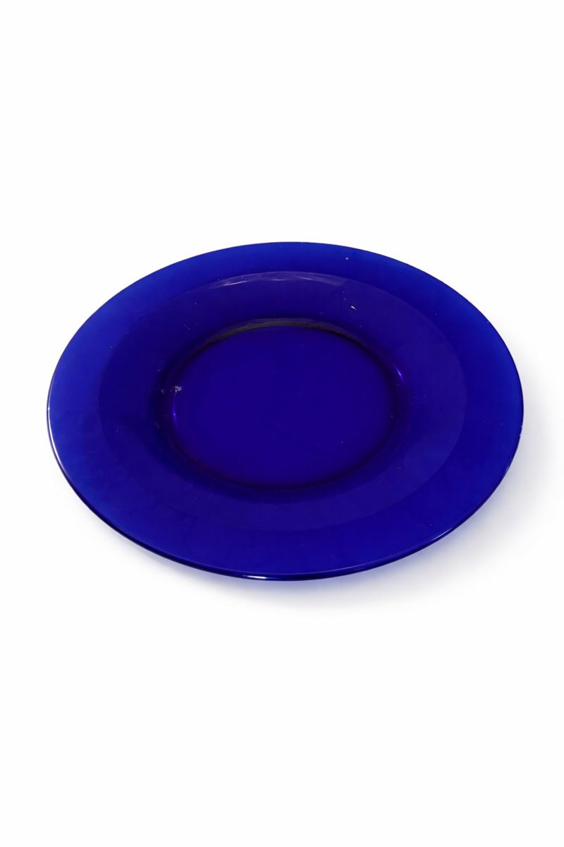 Dodici sottopiatti in vetro color blu, XX secolo