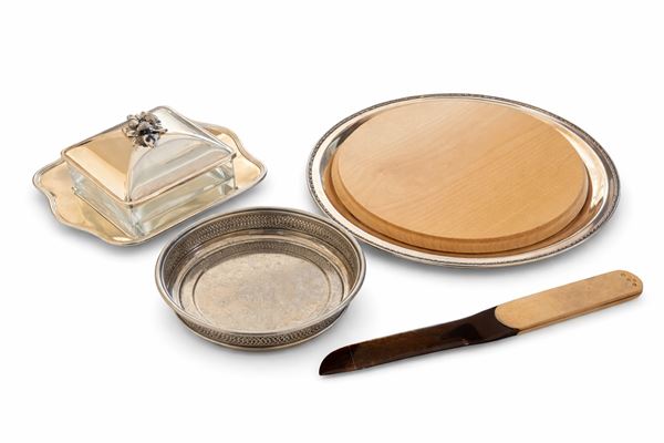 Lotto di oggetti da tavola