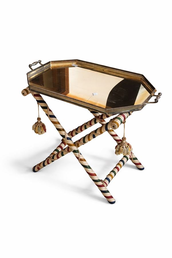 Vassoio ottagonale in metallo argentato