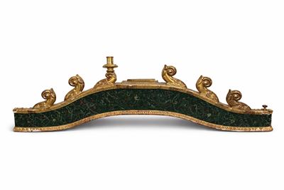 Coppia di fregi decorativi, adattati a candelieri, H. 60 x 150 cm