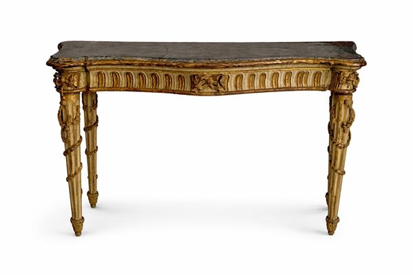 Consolle in legno intagliato e dorato