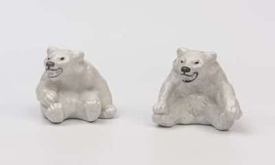 Royal Copenhagen, Coppia di orsi in ceramica bianca