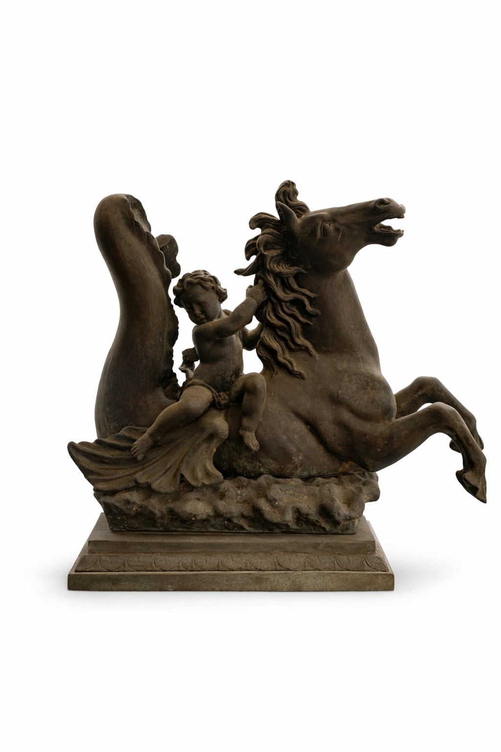 Scultura con putto e cavallo marino, bronzo a patina bruna (metà del XIX secolo)