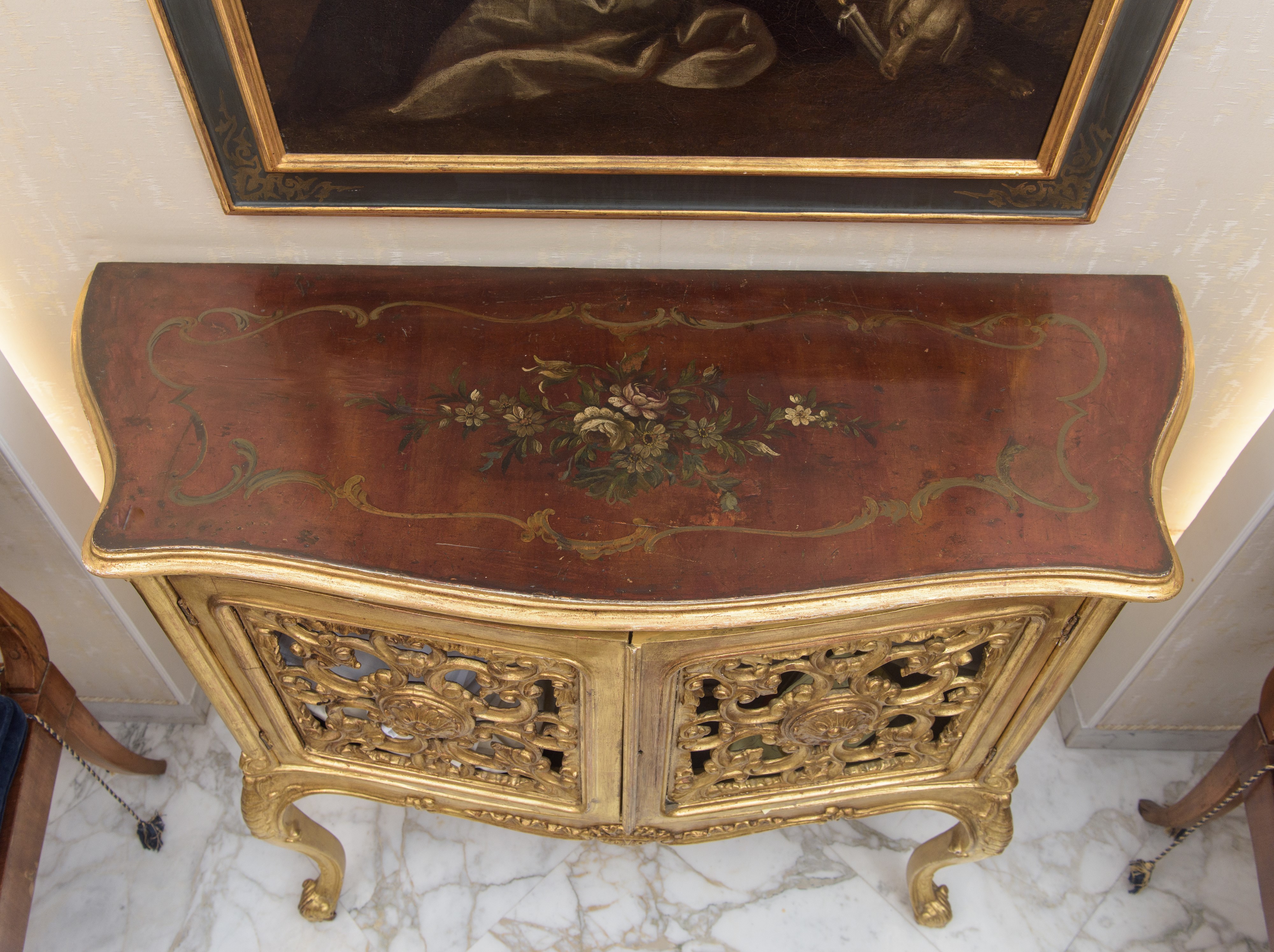Credenza in stile Luigi XV, legno dorato, XX secolo