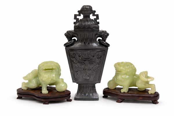 Gruppo decorativo di gusto orientale