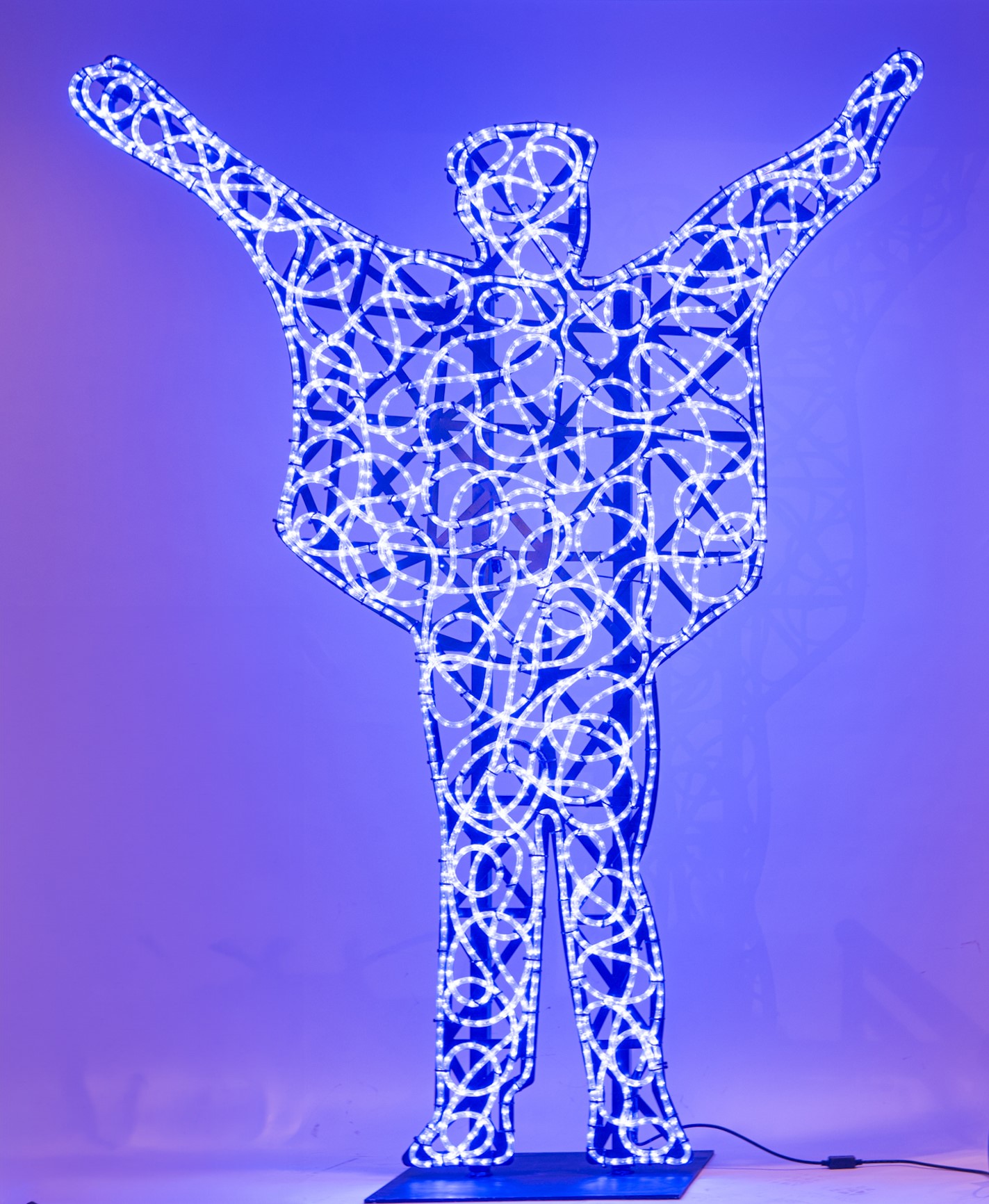 Marco Lodola - Help — installazione luminosa in perspex e neon