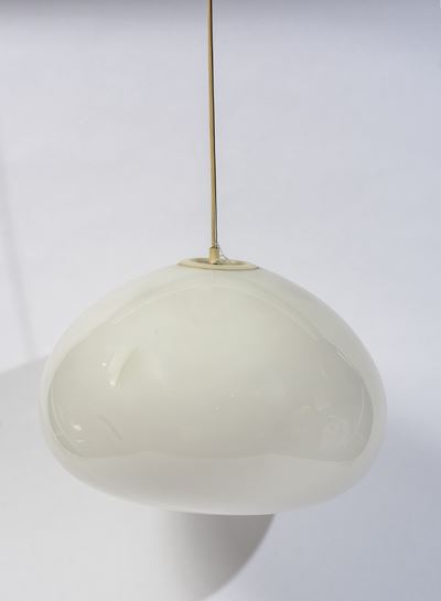 Castiglioni (Achille e Piergiacomo), Lampada a sospensione “Black and White”