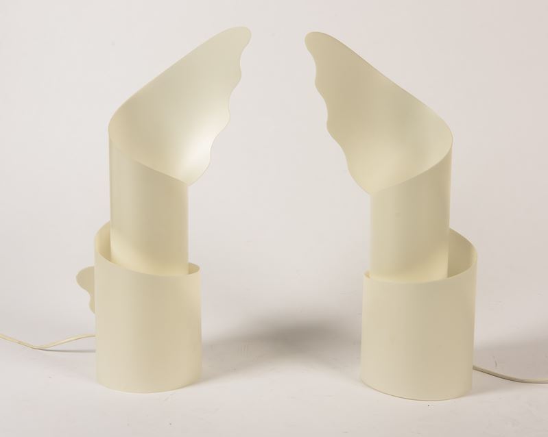 Ricardo Raco, Coppia di lampade da tavolo “Wings”, plastica