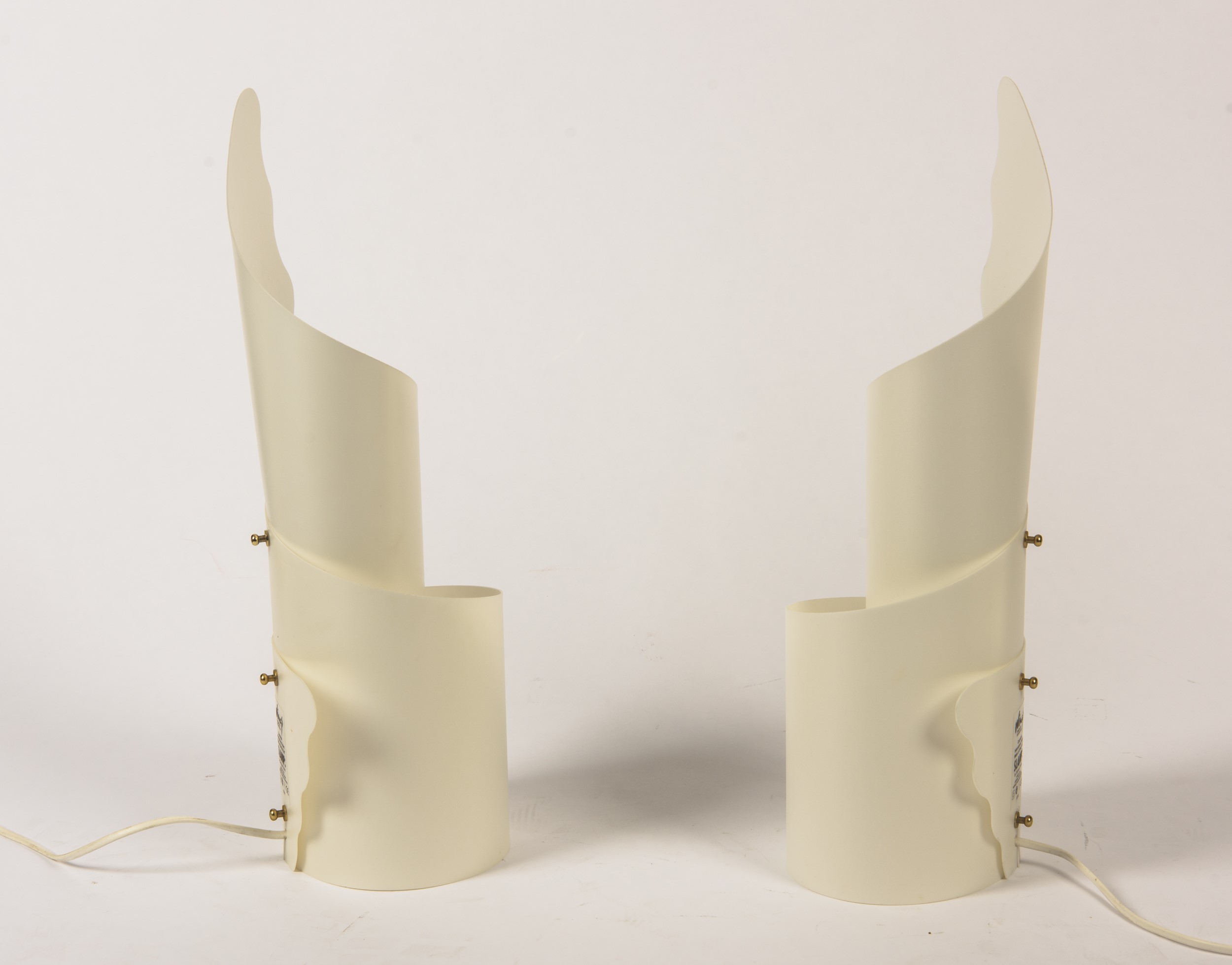 Ricardo Raco, Coppia di lampade da tavolo “Wings”, plastica