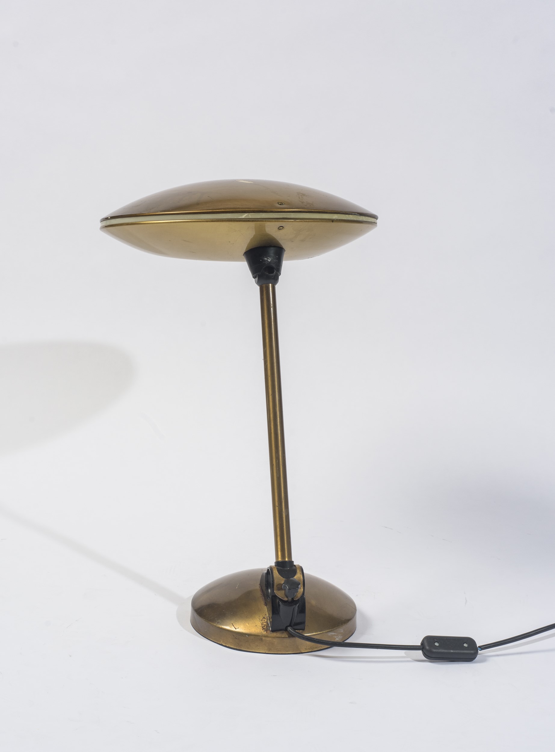 Aluminor, Lampada da tavolo “Ufo” in ottone