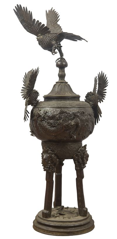 Giappone (periodo Meiji), Incensiere monumentale in bronzo patinato e cesellato