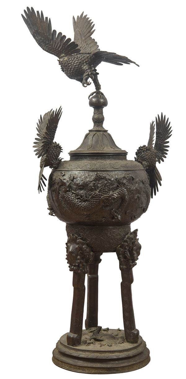 Incensiere monumentale