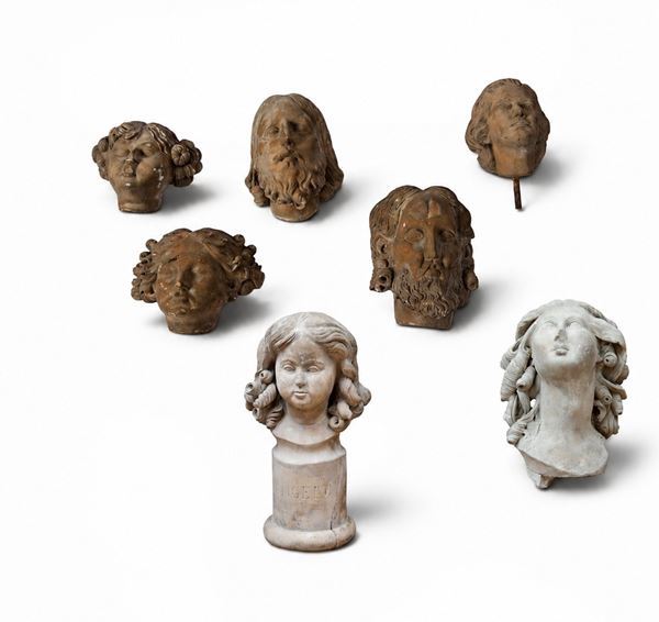 Gruppo di sette sculture