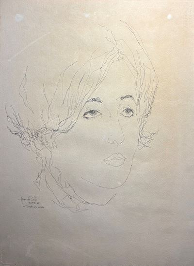 Volto femminile