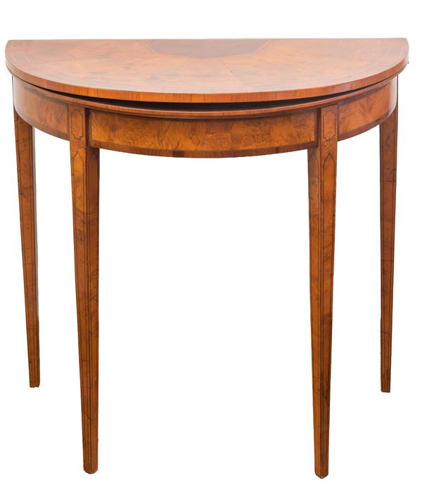 Tavolino da gioco
