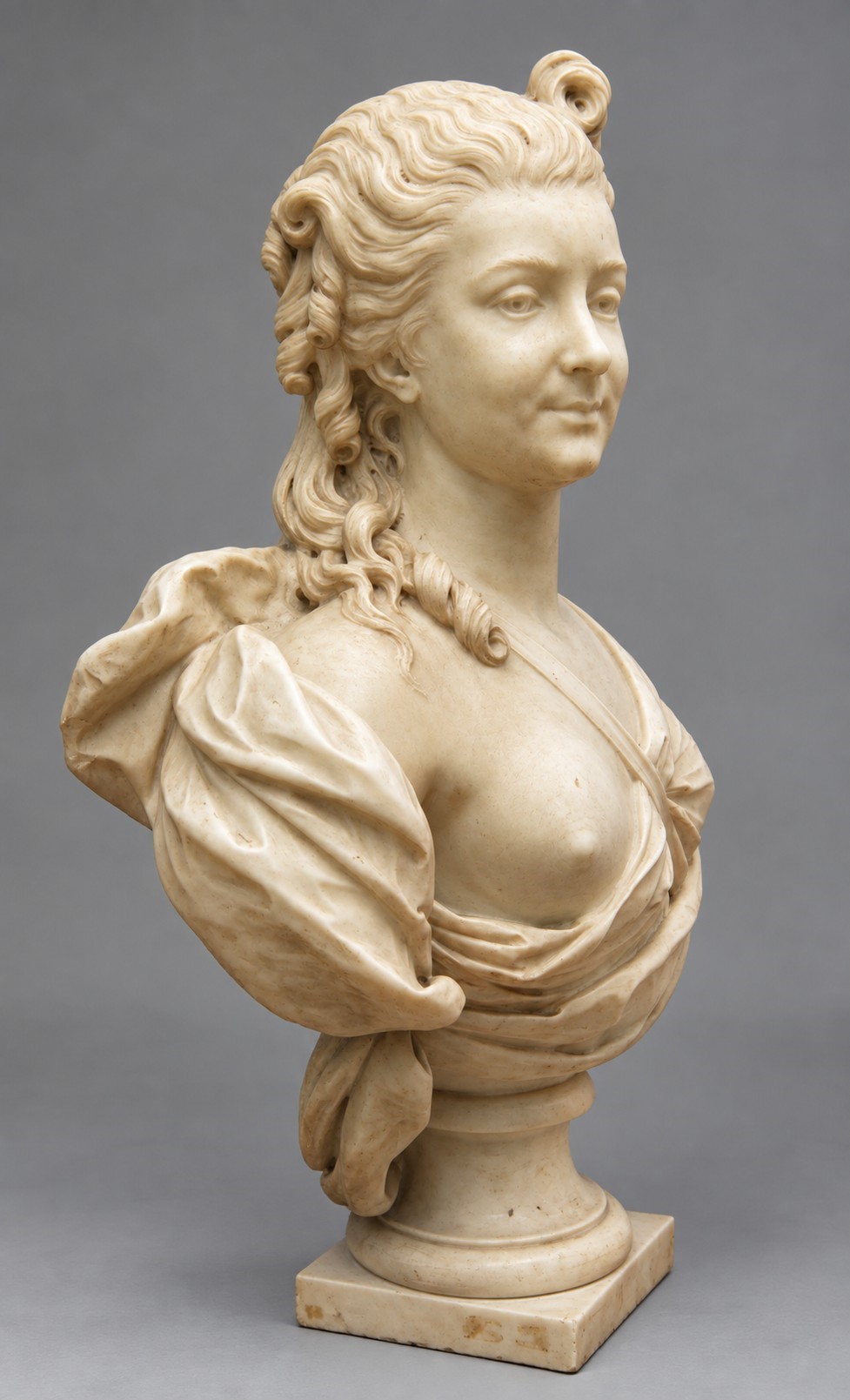 Busto di Giovane Donna