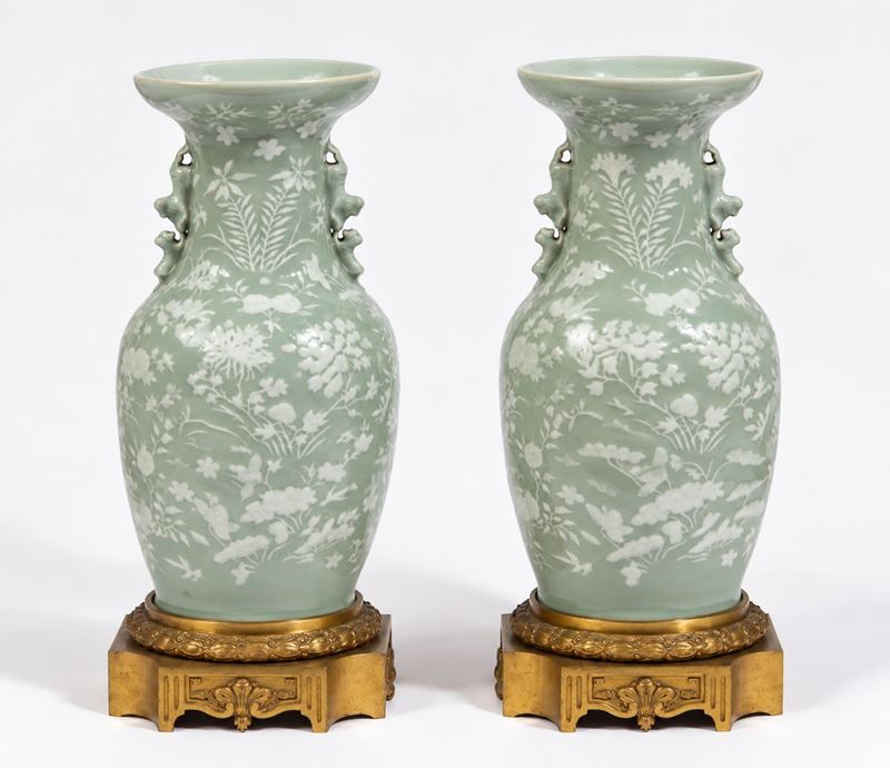 Rara Coppia di Vasi in Porcellana Celadon, Longquan
