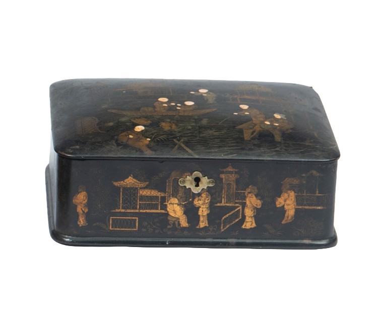 Scatola, legno laccato decorato a chinoiserie (Francia, prima metà XIX secolo)