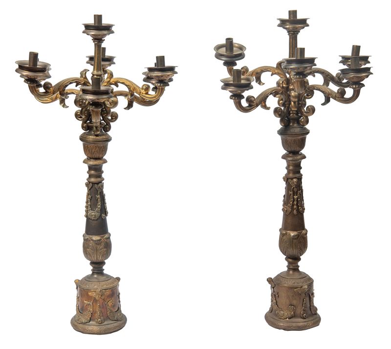 Italia, Coppia di candelabri a sette luci, bronzo, prima metà XIX secolo