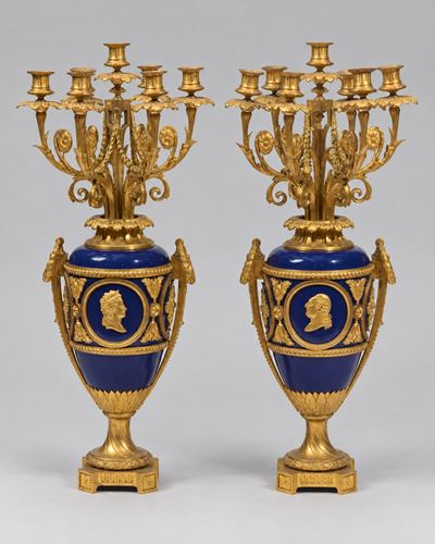 Coppia di Candelabri