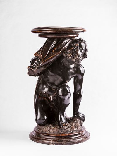 Basamento con Figura di Atlante