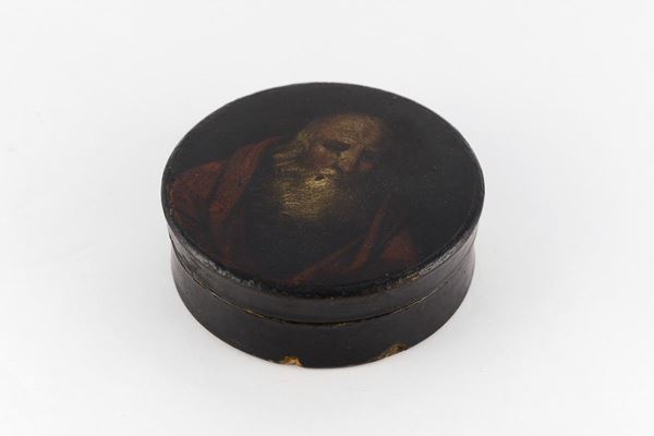 Round storage box