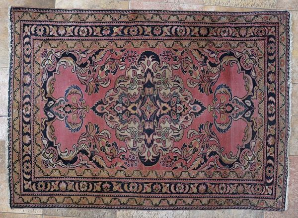 Saruk carpet