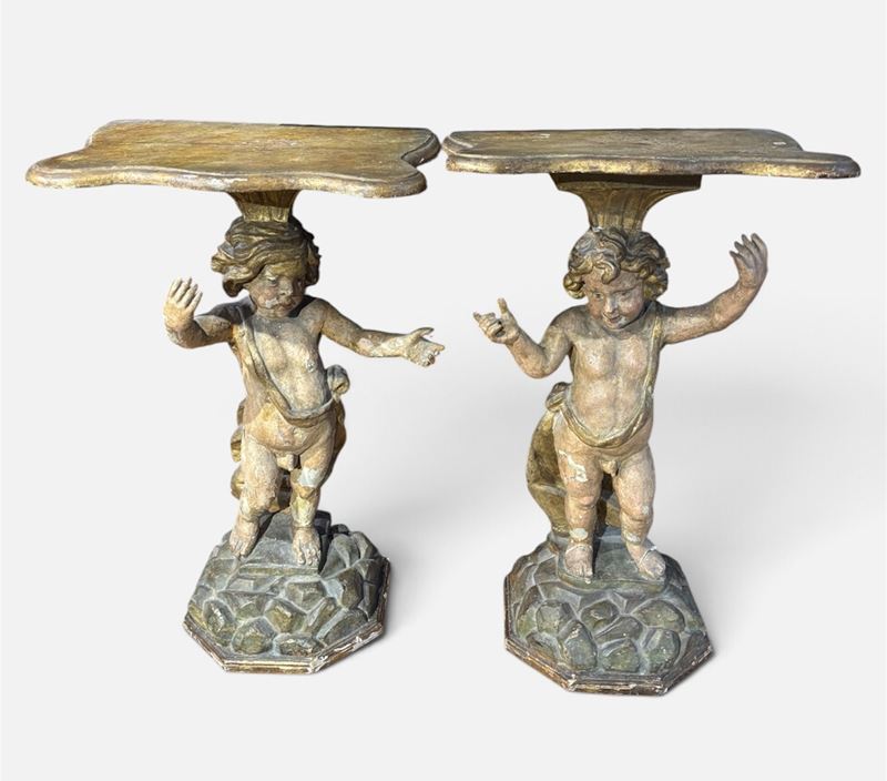Coppia di Gueridon con Figure di Putti