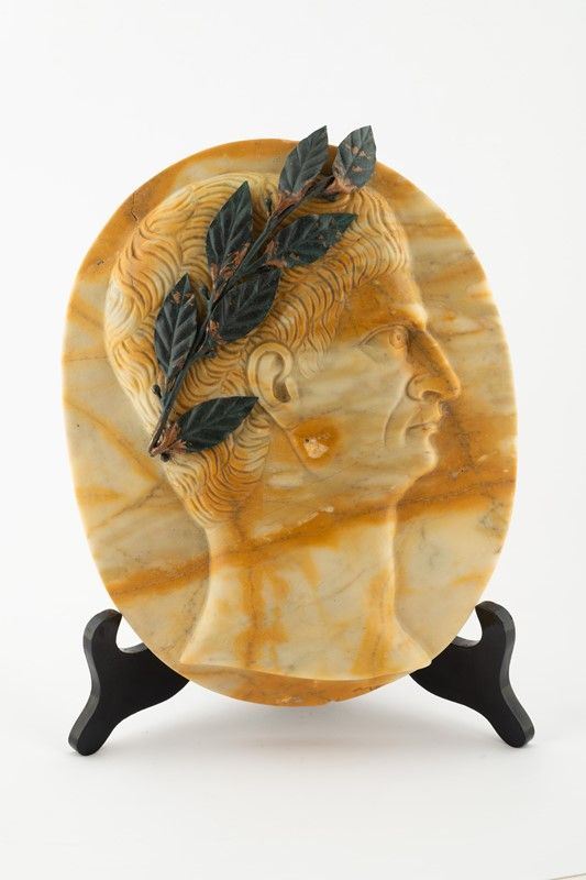 Effigy of Caesar