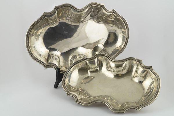 Lot of two silver basins